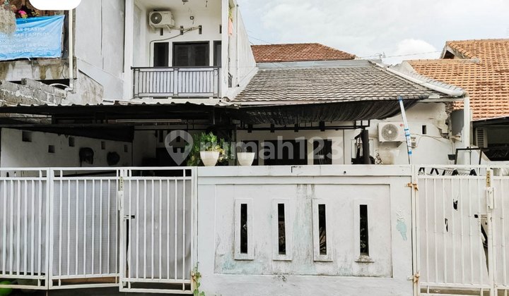 FOR SALE MODERN HOUSE 2ND FLOOR WITH SPACIOUS TERRACE AT DENPASAR BARAT 2