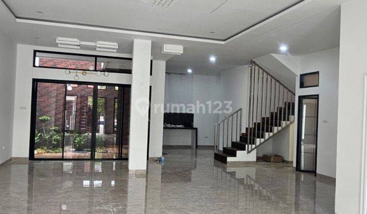 Rumah Asri Semi Furnished Ditengah Kota Bsd 2 Lantai 1