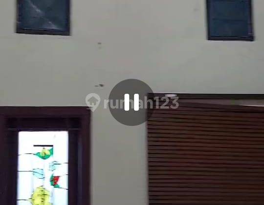 Rumah 2 Lantai Bagus SHM di Jl. Utan Panjang Ii, Jakarta Pusat 1