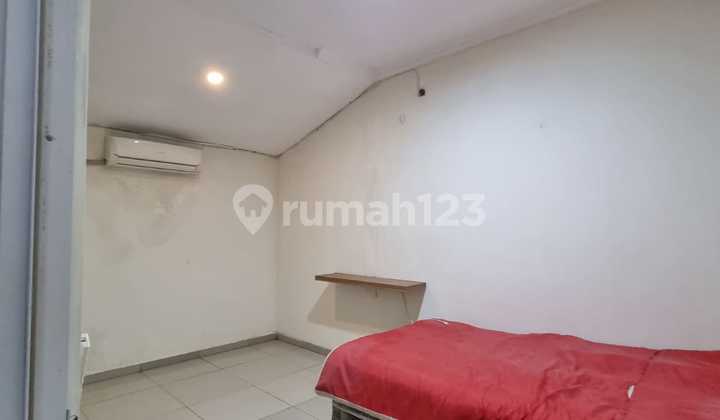 Rumah Bagus Siap Huni Dijual Plus Perabot di Graha Padma Semarang Barat. 2