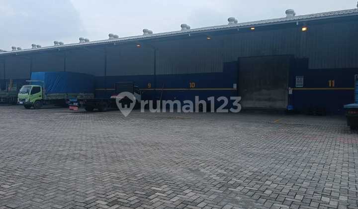 Warehouse in the Gatot Subroto Industrial Area, Krapyak, West Semarang