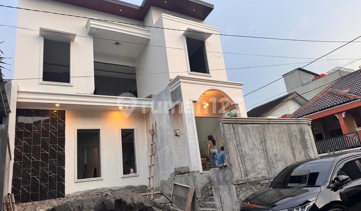 Rumah Mewah Manyaran Semarang Barat Bebas Banjir 1