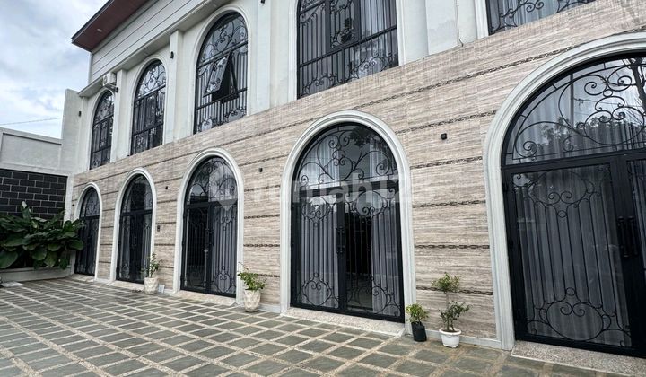 Rumah Mewah di Sadeng Raya Gunungpati Manyaran Semarang 1