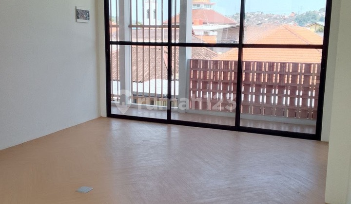 Dijual Rumah 3 Lantai Siap Huni di Menoreh Sampangan Gajahmungkur Semarang 2