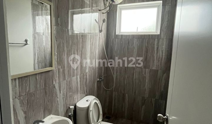 For Rent House Paramount