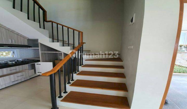 (cisarua-Villa)
jual Rumah Villa Mewah (include Rooftop) Di Cisarua  2