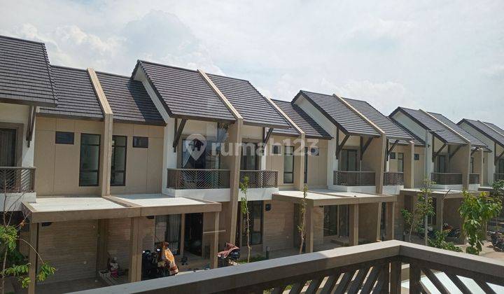 (podomoro)
murah Rumah Hook 
di Podomoro Park Bandung Cluster Padmagriya Unit Akasha  1