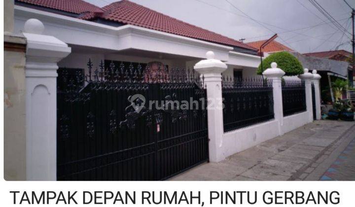 Rumah Klasik Berbentuk " L " 1