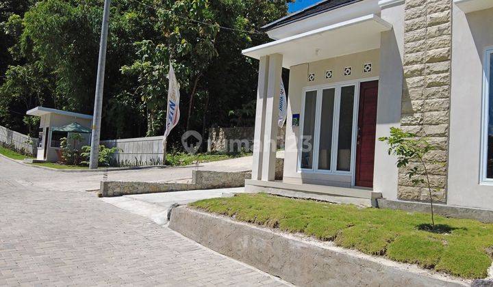 Rumah Modern Minimalis Tanah Luas di Gamping Sleman 2