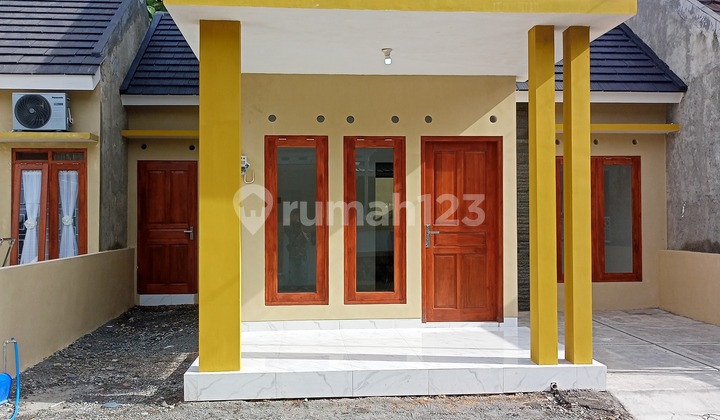 DEKAT UMY DP 15 JUTA RUMAH MINIMALIS DALAM CLUSTER 