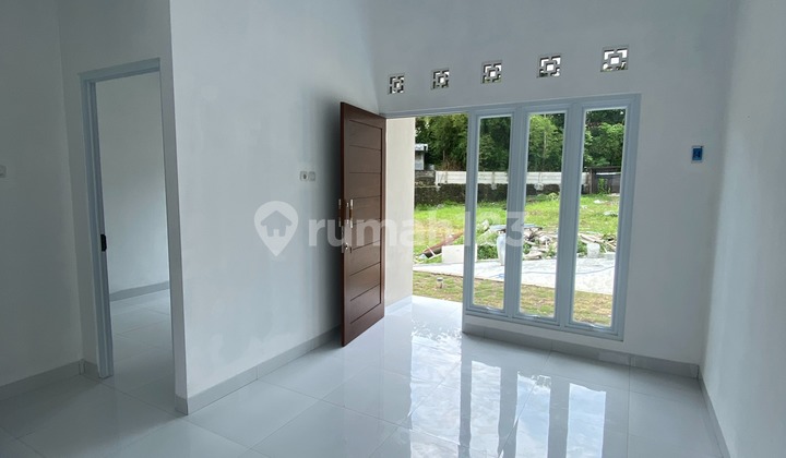 Minimalist House at Umy Mercubuana Campus with 15 Million Down Payment 2