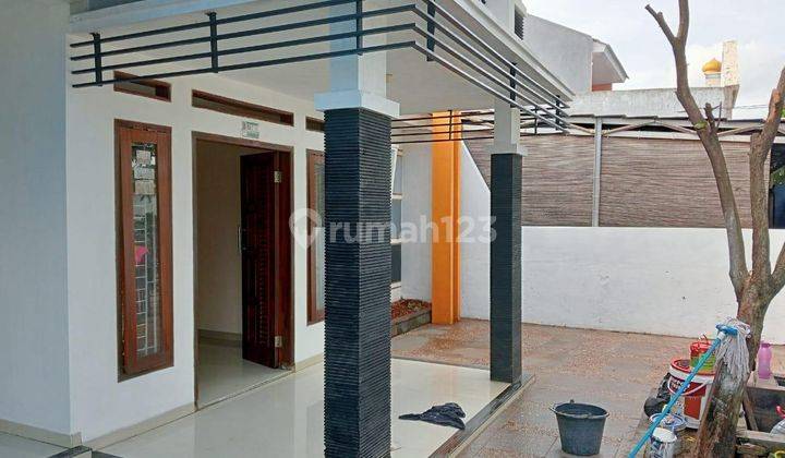 Fast Sell Spacious 3-Bedroom Home in Cluster Grand Firdaus, 5 Min to Cikarang Station! 1