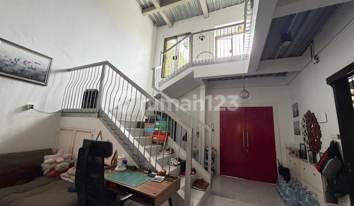 Cool 2-Story House Ready to Occupy Strategic Location in BSD Nusaloka 2