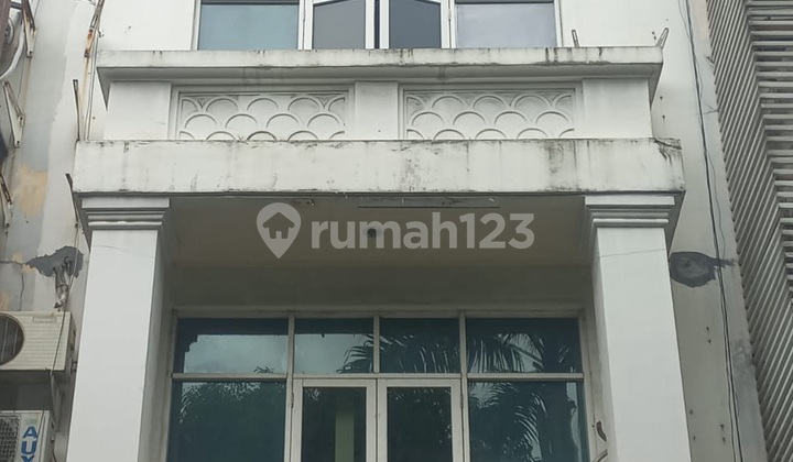 Ruko Bagus Patal Senayan Jakarta Selatan 1