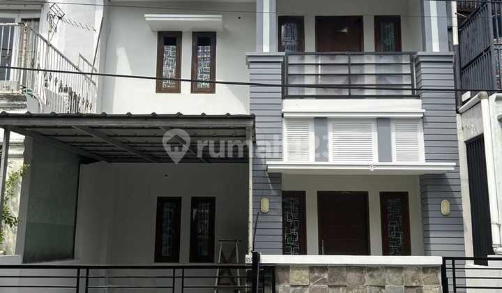 Dijual Cepat Rumah 2 Lantai Siap Huni Di Kota Bekasi Dijual Cepat Rumah 2 Lantai Siap Huni Di Kota Bekasi