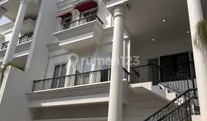 Dijual Rumah 3.5 Lantai Lokasi Strategis Di Cilandak Jakarta Selatan 1