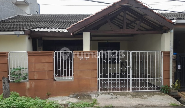 Dijual Cepat Rumah Lokasi Strategis di Galaxy Kota Bekasi