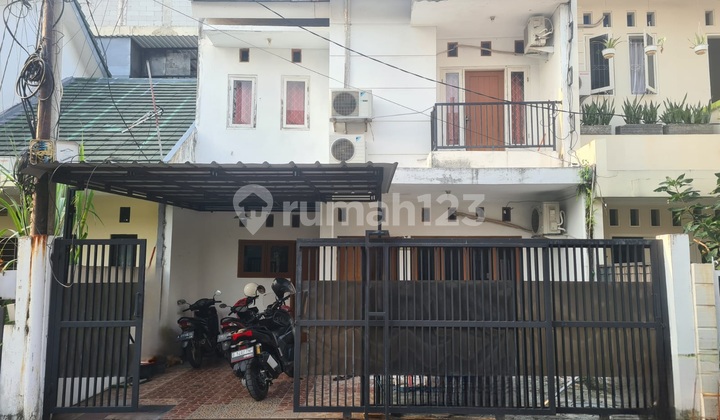 Quick Sale 2-Story Ready-to-Occupy House in Jatibening, Bekasi City.