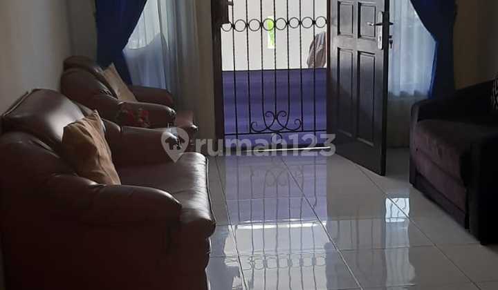 Quick Sale Ready-to-Live-in House in Harapan Indah, Bekasi City 2