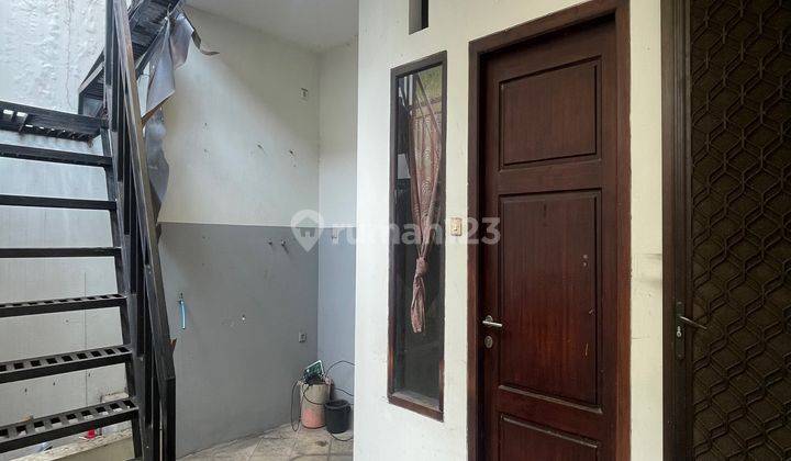 Dijual Rumah Lokasi Strategis Poros Utama Jalan Raya Borobudur Rumah Bagus HGB - Hak Guna Bangun di Jalan Borobudur, Lowokwaru Unfurnished 2