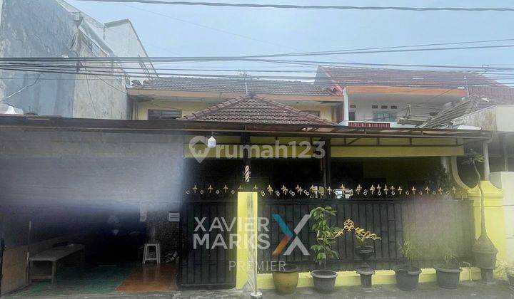 Dijual Rumah Siap Huni Lokasi Strategis Jalan Raya Ikan Ikan  Rumah Unfurnished Bagus SHM - Sertifikat Hak Milik di Jalan Ikan Paus, Tunjungsekar 1