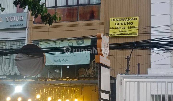 Ruko 3 Lantai Lokasi Strategis di Jl. Besar H. Samanhudi, Sawah Besar, Jakarta Barat 2