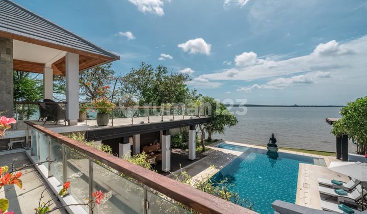 Villa Mewah Waterfront Benoa, Nusa Dua Bali (Pemandangan Laut Terbuka 100%)