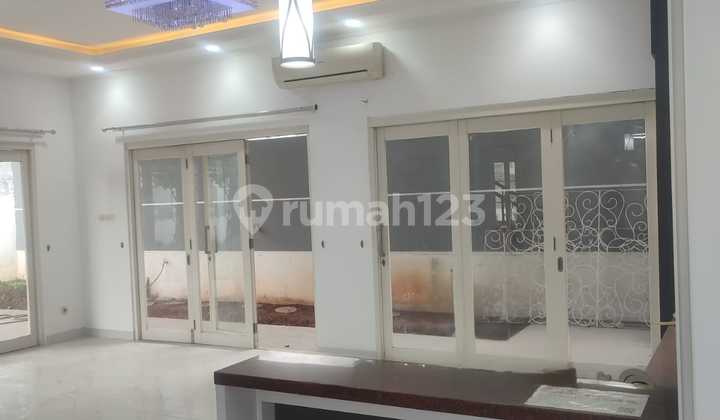 Dijual Rumah Mewah Rolling Hills Karawaci Sudah Renovasi Bersih Brand New 2