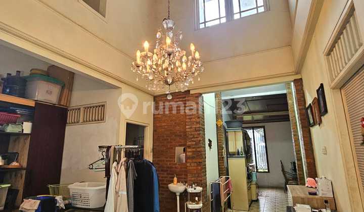 Dijual Rumah Asri Berkarakter Di Giri Loka Bsd 2