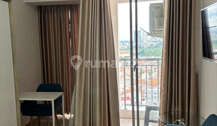 Super Cheap. Mtown Studio Apartment in Front of Mall SMS