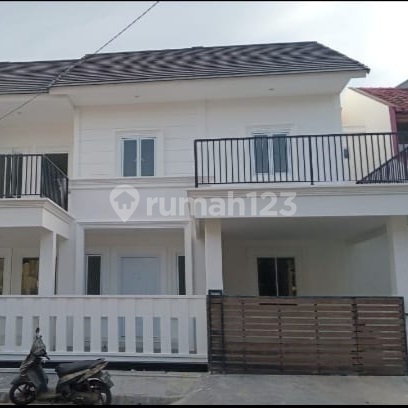 Rumah Modern Villa Melati Mas Brand New 2
