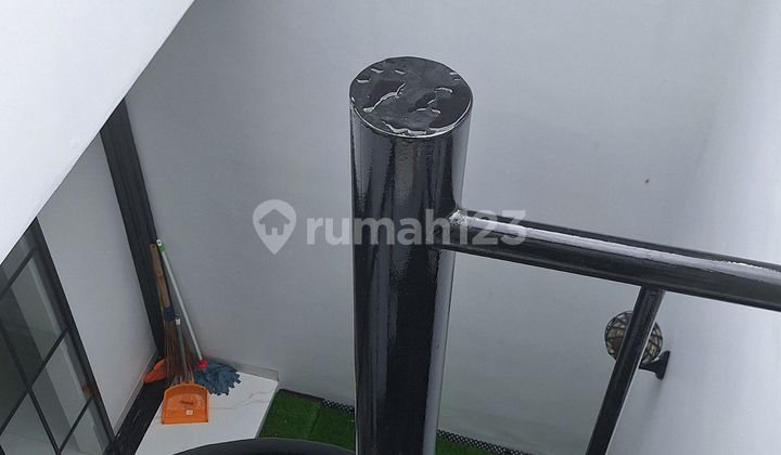 Rumah Cantik Brand New Di Griya Loka Bsd 2