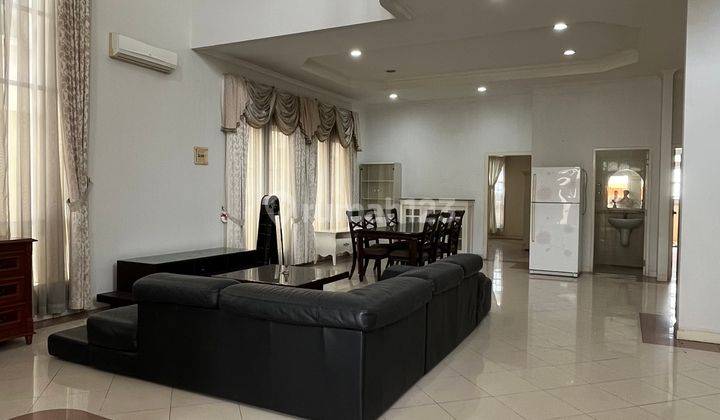 Disewakan Rumah Taman Beverly Golf Lippo Karawaci 2