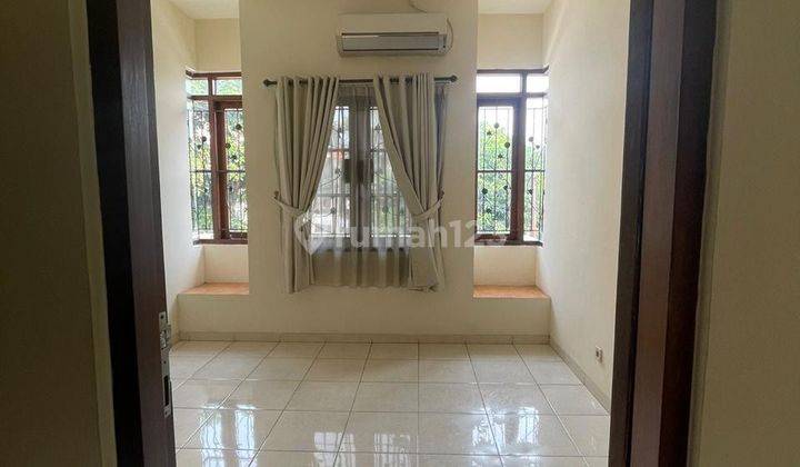 Disewakan Rumah Taman Pattaya Curug Semi Furnished 1