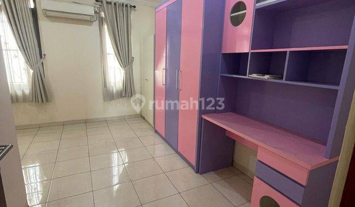 Disewakan Rumah Taman Pattaya Curug Semi Furnished 2