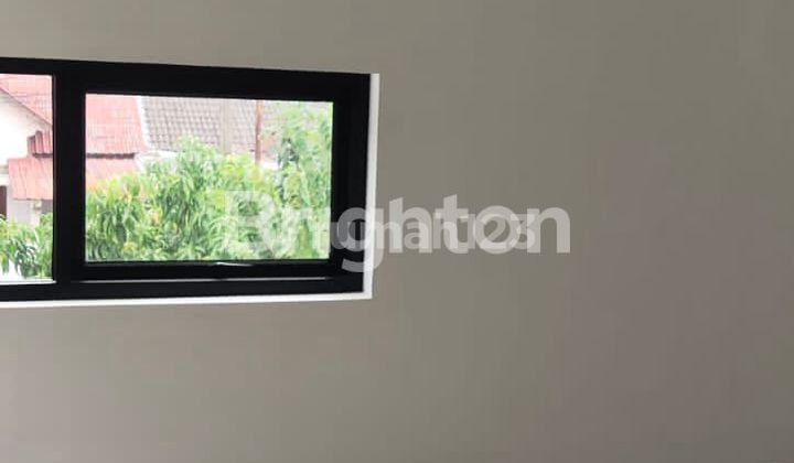 RUMAH MODEREN MINIMALIS DI BCC 2