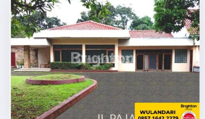 Rumah Tua Asri ditengah kota pajajaran 1