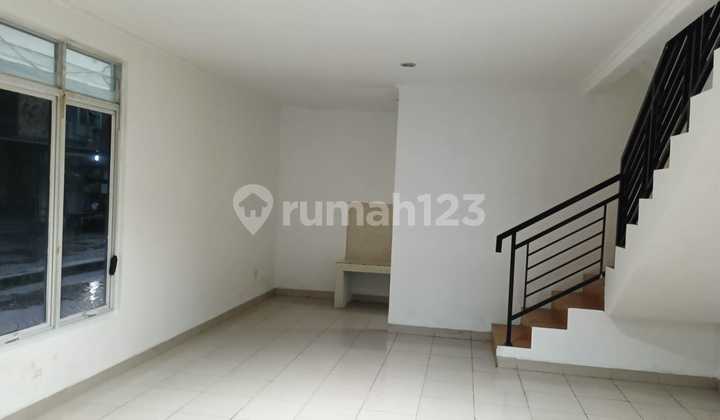 Two-Story Shop House Tidy and Clean Ready to Occupy in Bogor City, One Step to Bor Toll Gate