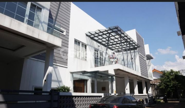 RUMAH MODEREN CANTIK DAN LUAS DEKAT DENGAN TOL BOR