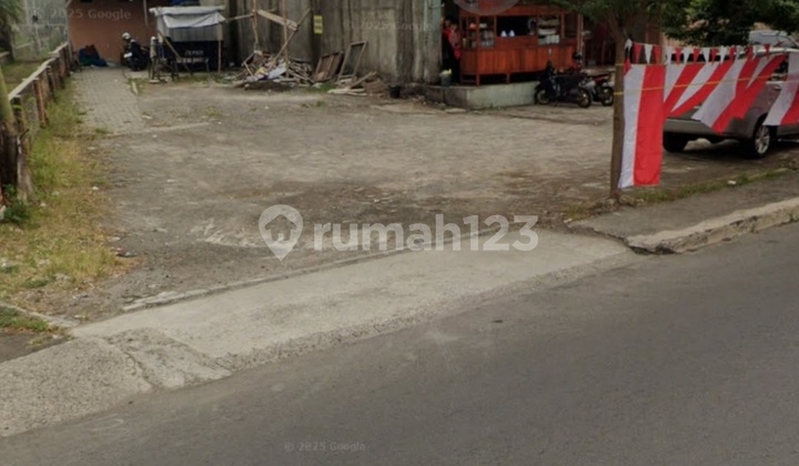 Semi-Finished Three-Story Shop House for Sale at an Affordable Price