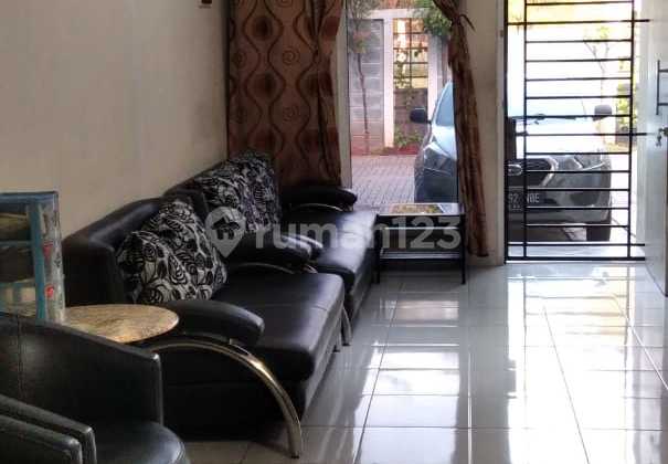 Dijual rumah 2lantai sudah renovasi bagus murah dimodernland tangerang