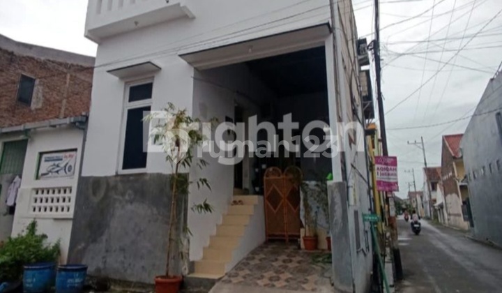 Rumah Mungil yang Nyaman di Perum Dempel 1