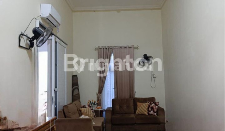 Rumah Mungil yang Nyaman di Perum Dempel 2