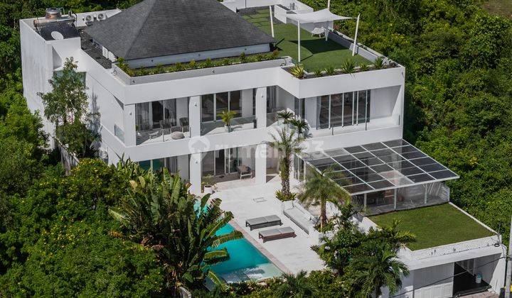 Villa Mewah 4 Kamar Tidur di Kawasan Prestisius Bukit, Bali 1