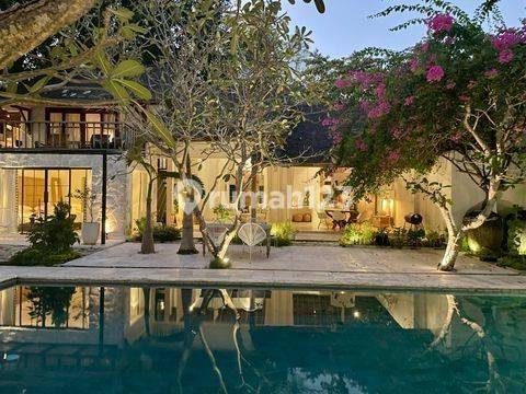 Kompleks 3 Villa di Umalas dengan sungai ditengah-tengah 1