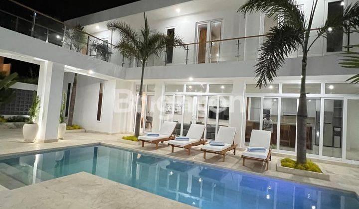 LEASEHOLD 28 YEARS 4BR - LOCATED IN TUMBAKBAYUH 1