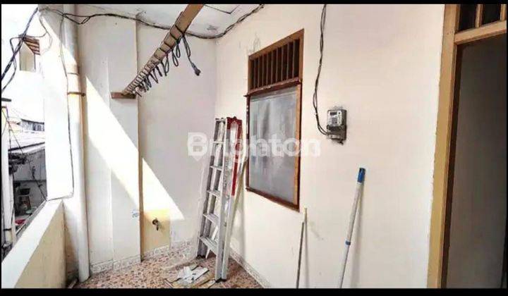 DISEWAKAN RUMAH SIAP HUNI PERNIAGAAN PASAR PAGI GLODOK JAKARTA BARAT 1
