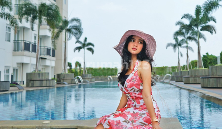 For Rent Luxury Apartment in Front of Pakuwon Mall & Bekasi LRT Station, Monthly Leases Available, Fully Furnished 1-Bedroom Apartment.