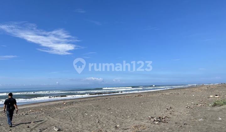 Best View Garut Beach Location Land On the South Coast Edge Rancabuaya Main Road. Good and Cheap! Land on South Coast Cross Road, Rancabuaya, Garut, Garut City SHM - Certificate of Ownership 35000 m²