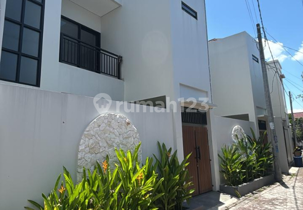 For Rent Modern 2 Bedroom House Furnished Private Pool in Canggu